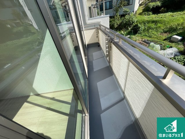 ■川西市西多田　新築一戸建てのバルコニー|日当たりのよいバルコニー！お部屋が開放的に！