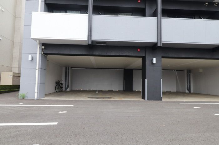 ＳＱＵＡＲＥ光の森駅前の駐車場