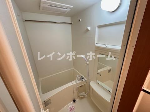 シャローストリームの浴室
