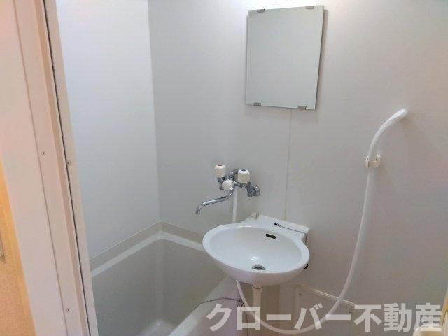 レオパレスメゾンドゥ　ベルヴュの浴室
