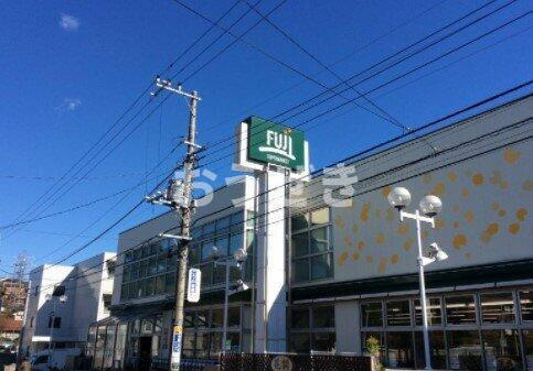 白樺ハイツの周辺|SUPER MARKET FUJI(ス…まで624m