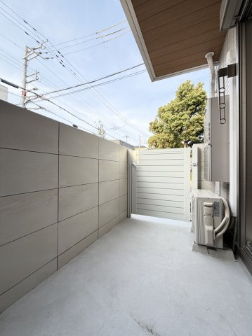 クラシスト新金岡のバルコニー