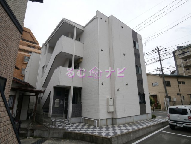 福岡市南区井尻４丁目のアパート
