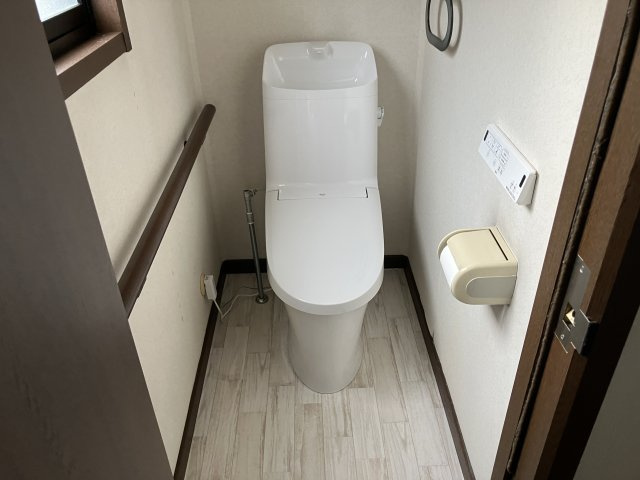 可児市桂ケ丘２丁目の中古一戸建のトイレ