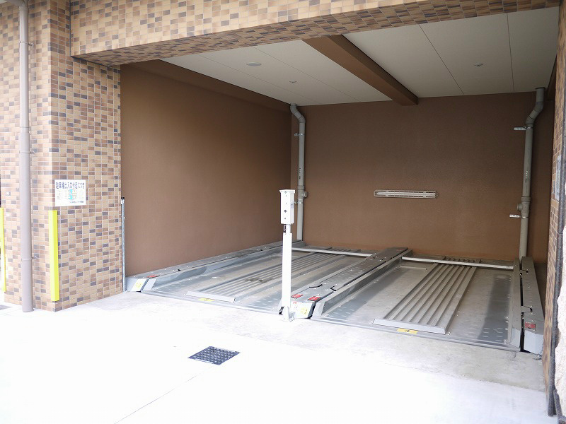 プレサンス神戸西スパークリングの駐車場|駐車場完備です