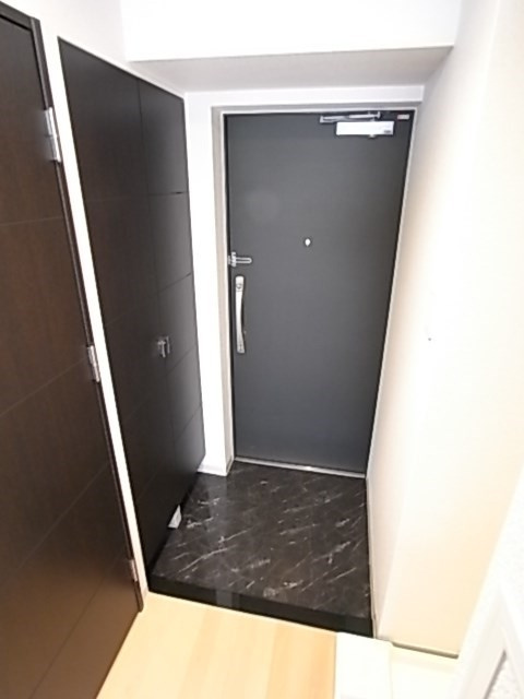 アスヴェル神戸元町海岸通の玄関