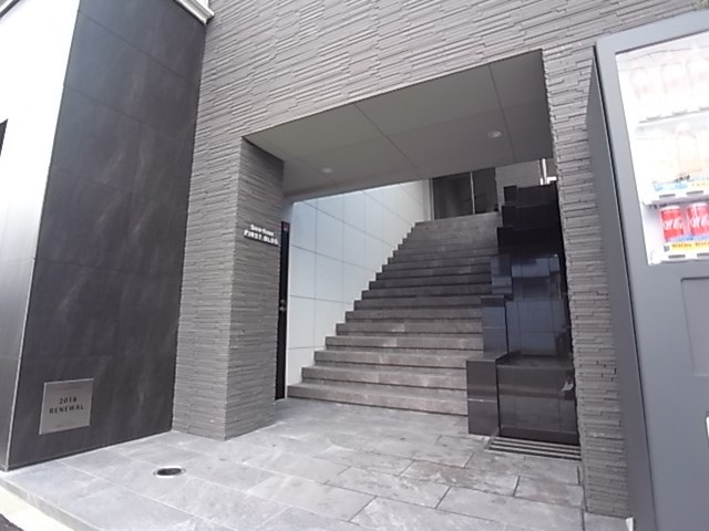 新神戸ファーストビルのエントランス