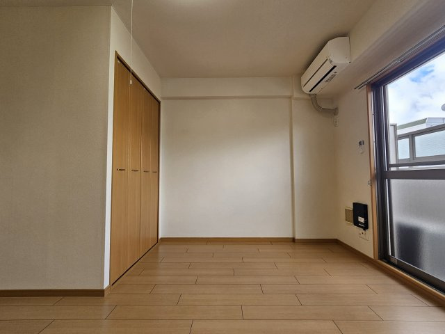 フラットワンの子供部屋
