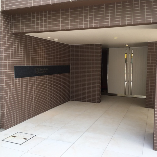 台東区台東３丁目の賃貸マンションのエントランス