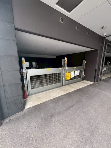 City Lux Namba Southの駐車場