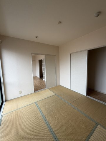 カーム須磨の和室