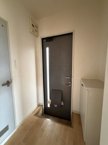 カーム須磨の玄関