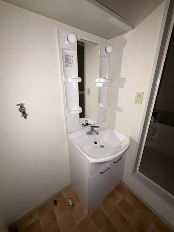 カーム須磨の洗面所
