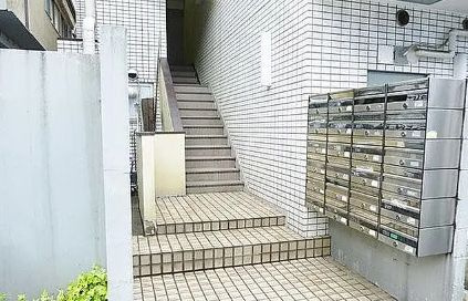 【エントランス】ハナブサマンション