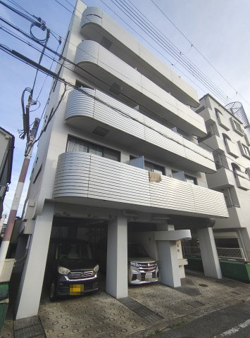 六甲フラッツの外観