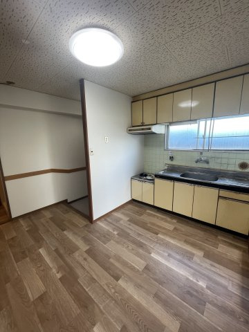 徳久マンションの居間・リビング