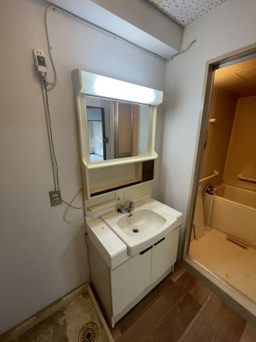 徳久マンションの洗面所