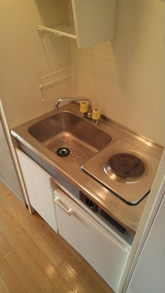 エステムコート芦屋西のキッチン