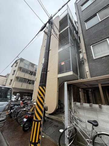 吉田マンションの外観