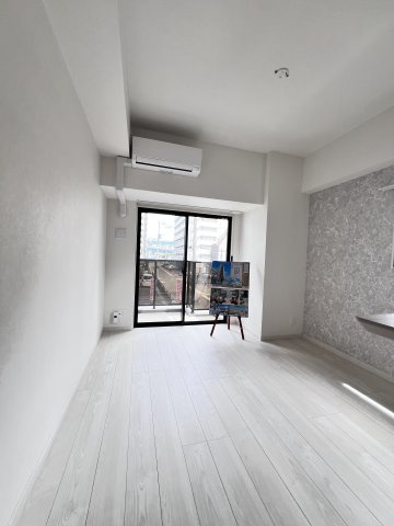 MODERN PALAZZO博多Bayの居間・リビング