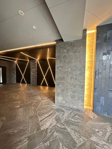 ラフィーネ箱崎駅前のエントランス