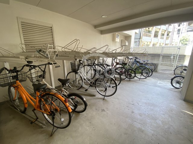 CITY SPIRE美章園のその他共用部分|CITY SPIRE美章園　自転車置き場