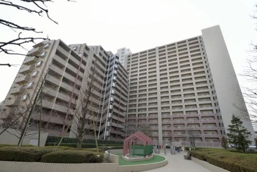 イーストパークス大島・セントラルスクエアの外観|イーストパークス大島・セントラルスクエア：共用施設充実！ペットも飼育可能です！