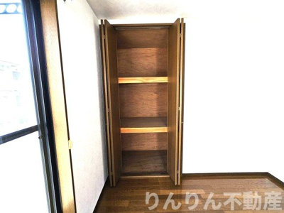 【収納】 | ロイヤルハウスⅡ | 大きなスペースがあり、収納には困りません