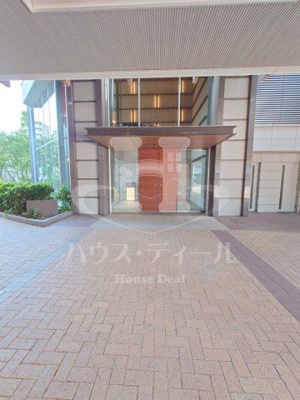【エントランス】 | サウスゲートタワー川口 | 建物の内部です