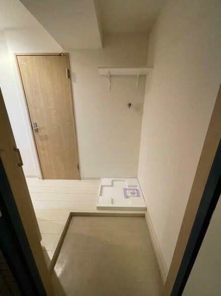 ヒルズ東町の玄関