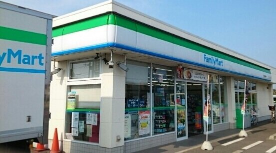 グランメルⅡの周辺|ファミリーマートまで970m