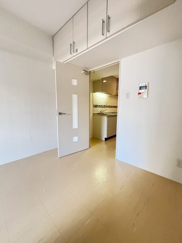 福岡市東区箱崎ふ頭３丁目の賃貸マンションの内装