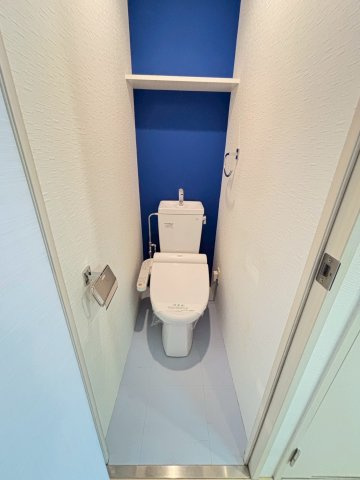 福岡市東区箱崎ふ頭３丁目の賃貸マンションのトイレ