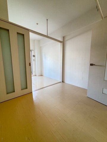 福岡市東区箱崎ふ頭３丁目の賃貸マンションの居間・リビング