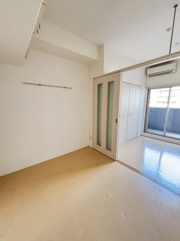 福岡市東区箱崎ふ頭３丁目の賃貸マンションの居間・リビング