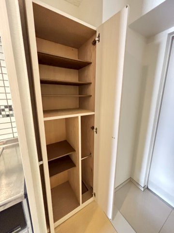 福岡市東区箱崎ふ頭３丁目の賃貸マンションの収納
