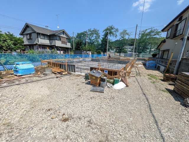 八王子市　川口町　新築一戸建て　０３期の駐車場|～並列2台駐車可能カースペース～