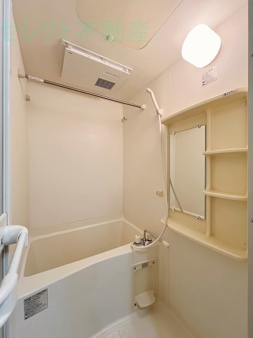 プレサンス名古屋STATIONザ・シティの浴室