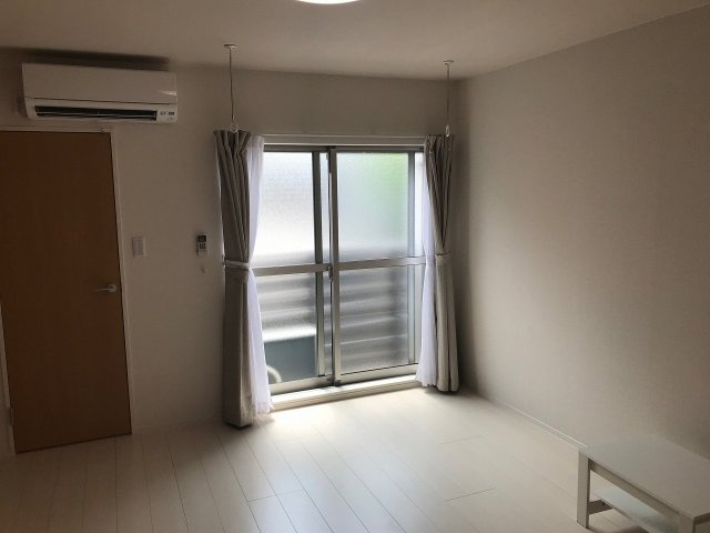 クレイノカミの居間・リビング