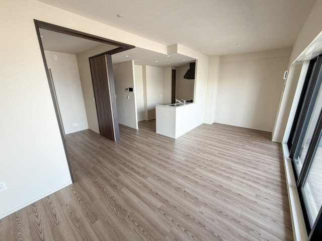 大阪市此花区西九条５丁目の賃貸マンションの居間・リビング
