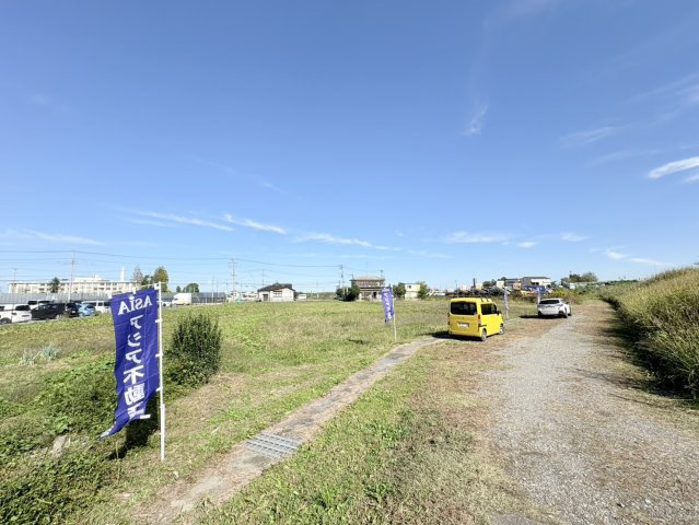 川越市鯨井　資材置場用地　「坂戸」IC　敷地484坪　の前面道路含む現地写真