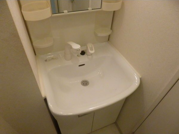 KDXレジデンス神宮前の洗面所