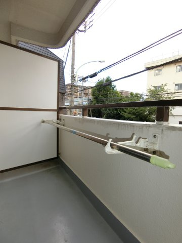 【バルコニー】 | 雅ビル | 南向きバルコニー・日当り良好。