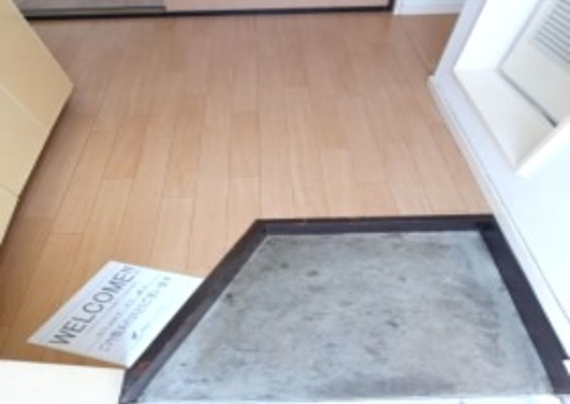 ランドハイツの玄関