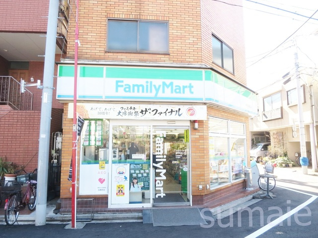 カーサピチカートのその他|ファミリーマートが近くにあります！