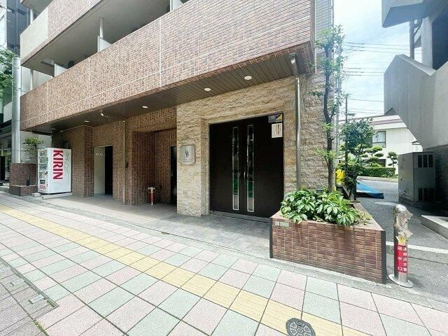 【エントランス】