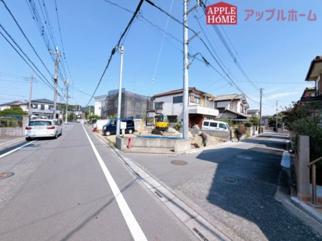 [新築住宅] 熊谷市佐谷田 全1棟の前面道路含む現地写真