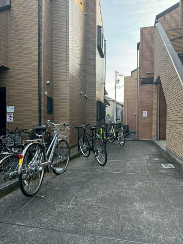 La maisom Y’s 本陣　名古屋市賃貸　仲介手数料無料の駐車場