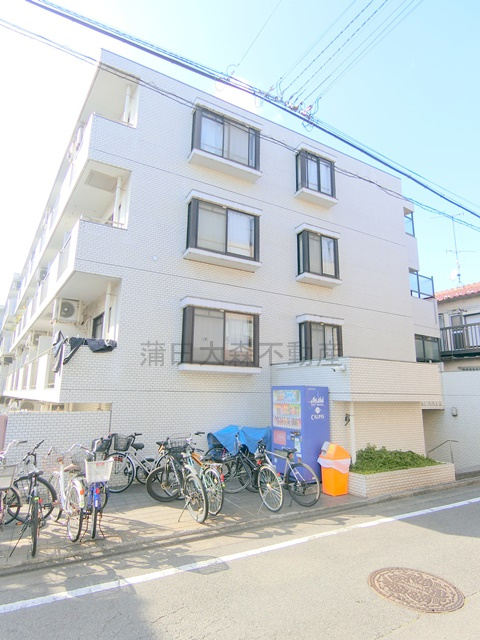 日興パレス羽田パ－トⅡの外観