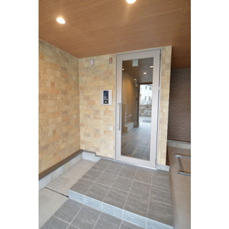 【玄関】 | Ａｖａｎｃｅ名駅通 | ※同物件他部屋写真　色違いの場合有